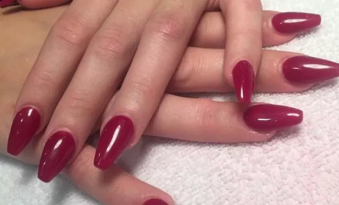 Pose de vernis semi-permanent, Vallauris, Roman Centre de Beauté